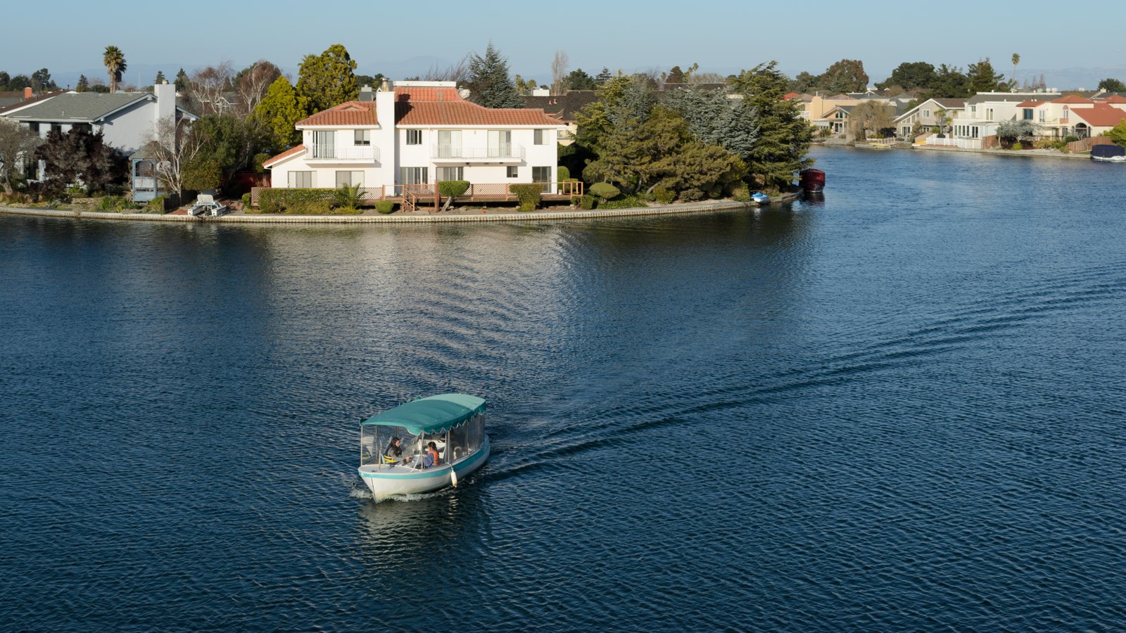 Houses along the Foster City lagoon, from the Foster City Boulevard bridge